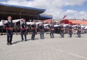 Oltu da 93 üncü kurtuluş yılı coşkusu